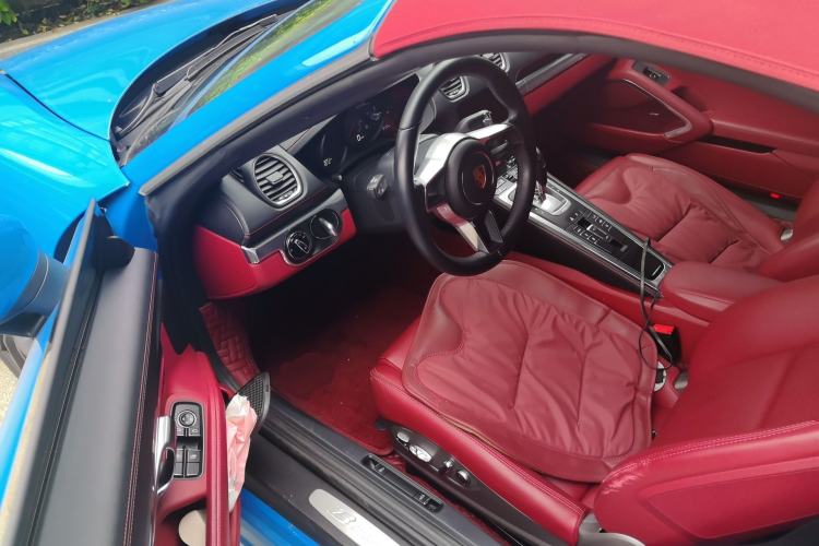 Used Porsche 718 2022 Boxster 2.0T Driver Seat