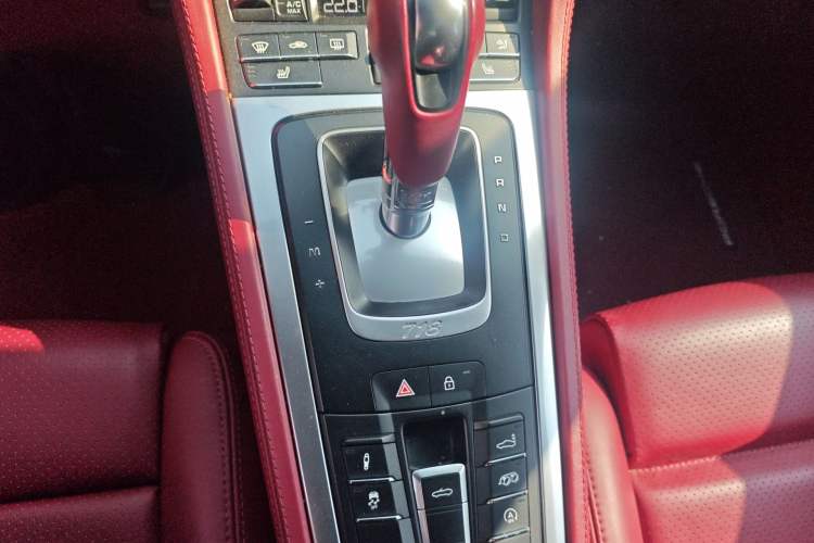 Used Porsche 718 2022 Boxster 2.0T Gear Lever