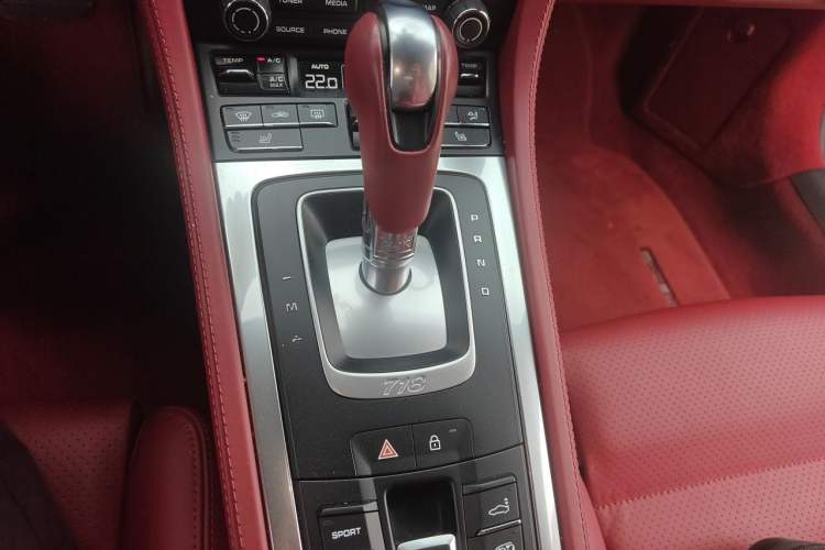 Used Porsche 718 2022 Boxster 2.0T Gear Lever