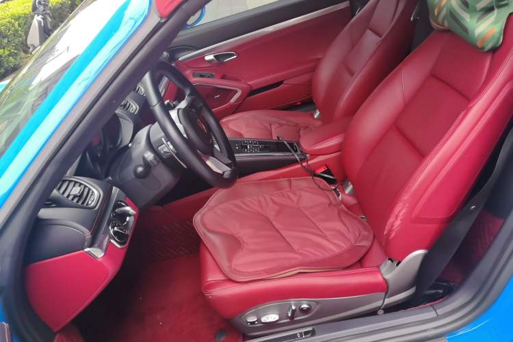 Used Porsche 718 2022 Boxster 2.0T Left Front Seat
