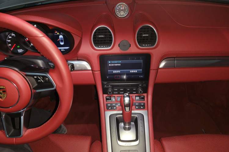 Used Porsche 718 2022 Boxster 2.0T Audio And AC Panel