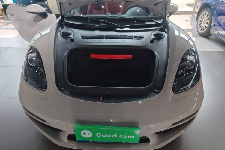 Used Porsche 718 2022 Boxster 2.0T Engine Bay