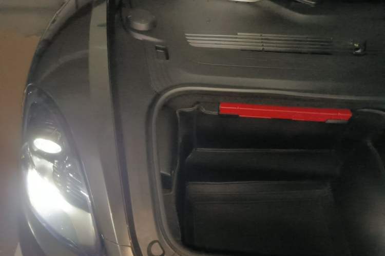Used Porsche 718 2022 Boxster 2.0T Engine Bay Right