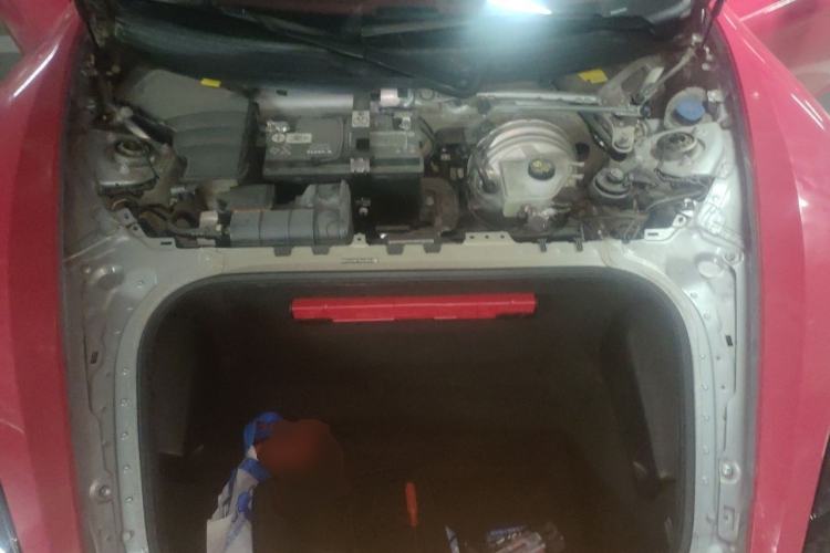 Used Porsche 718 2022 Boxster 2.0T Engine Bay
