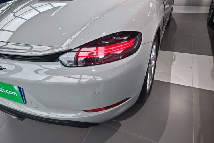 Used Porsche 718 2022 Boxster 2.0T Exterior 3