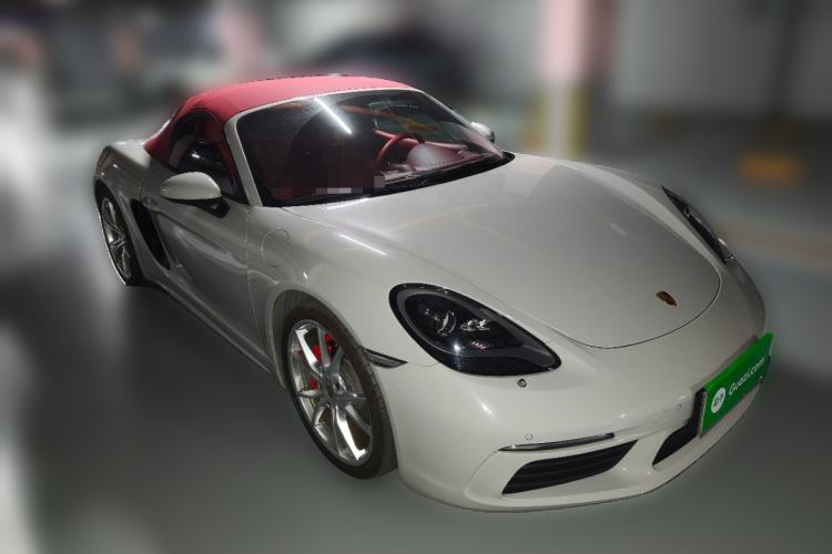Used Porsche 718 2022 Boxster 2.0T Front Right 45 Deg