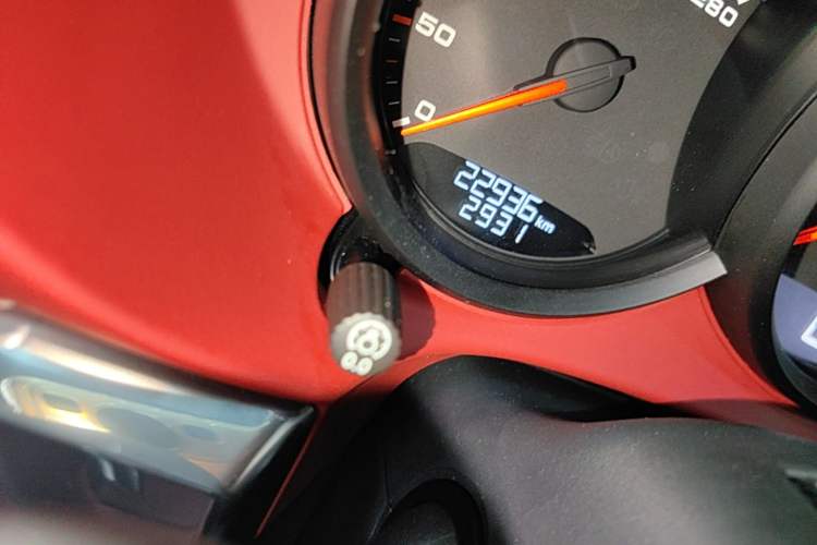 Used Porsche 718 2022 Cayman 2.0T Instrument Cluster