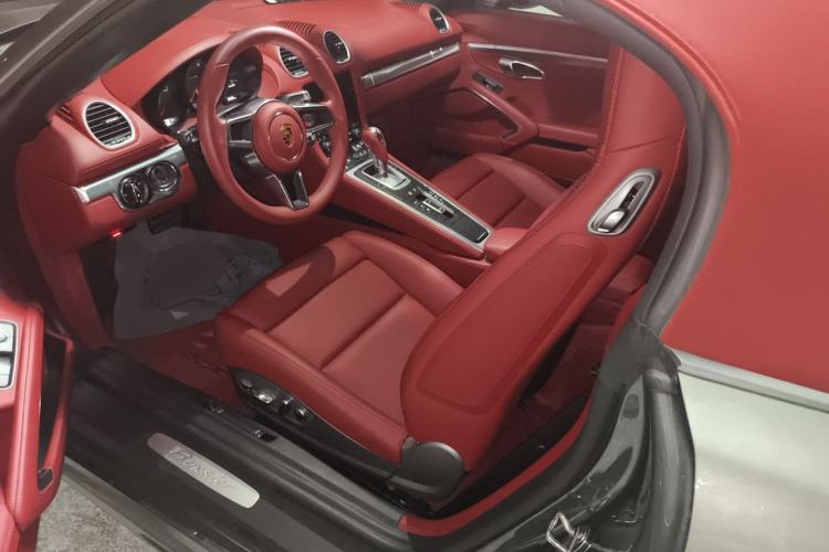 Used Porsche 718 2022 Boxster 2.0T Left Rear Seat