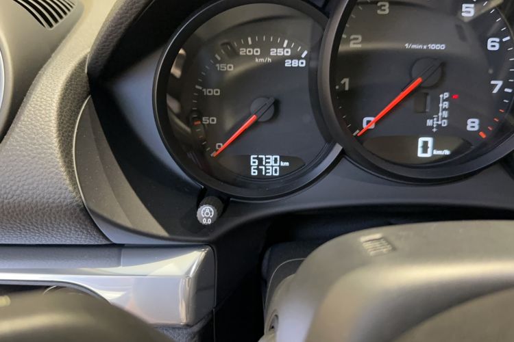 Used Porsche 718 2022 Cayman 2.0T Odometer Close Up