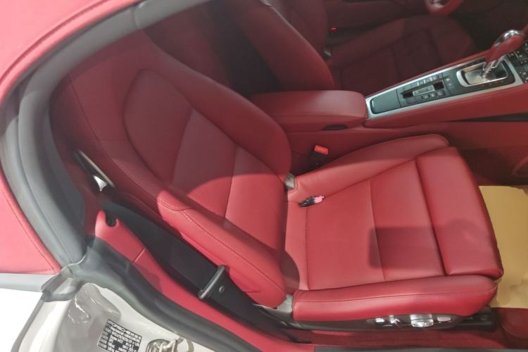 Used Porsche 718 2022 Boxster 2.0T Right Front Seat