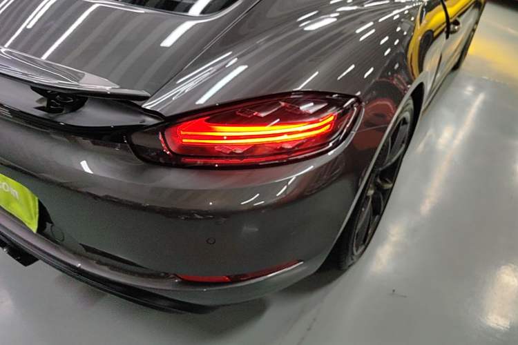 Used Porsche 718 2022 Cayman 2.0T Right Rear Taillight