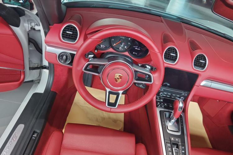 Used Porsche 718 2022 Boxster 2.0T Steering Wheel