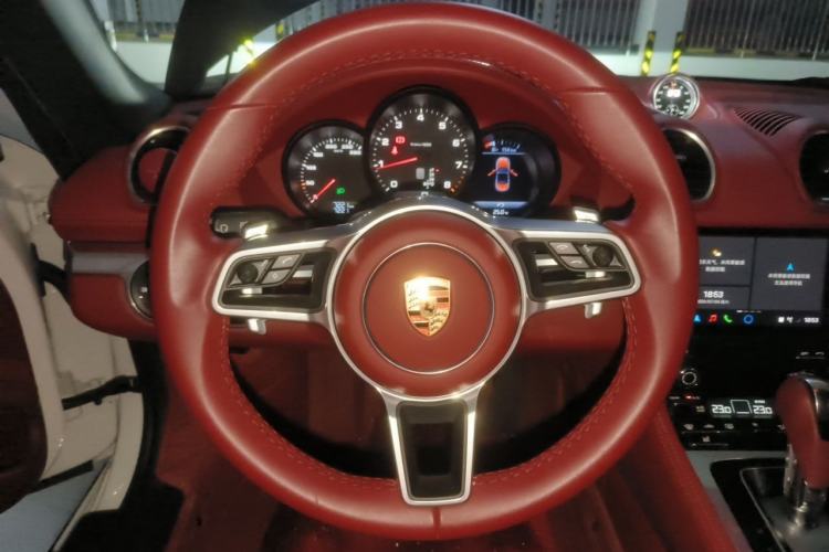 Used Porsche 718 2022 Boxster 2.0T Steering Wheel