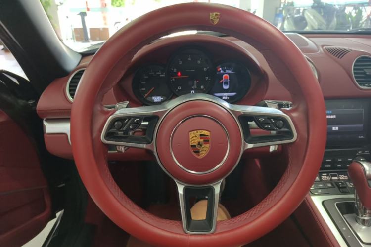 Used Porsche 718 2022 Boxster 2.0T Steering Wheel