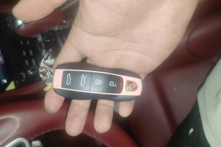 Used Porsche 718 2022 Boxster 2.0T Vehicle Key