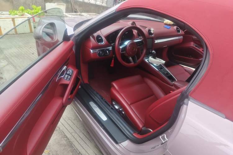 Used Porsche 718 2022 Boxster 2.0T Driver Seat