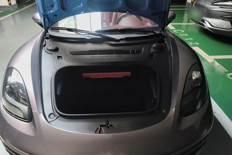 Used Porsche 718 2022 Boxster 2.0T Engine Bay