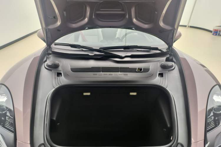 Used Porsche 718 2022 Boxster 2.0T Engine Bay