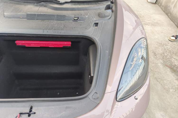 Used Porsche 718 2022 Boxster 2.0T Engine Bay Left