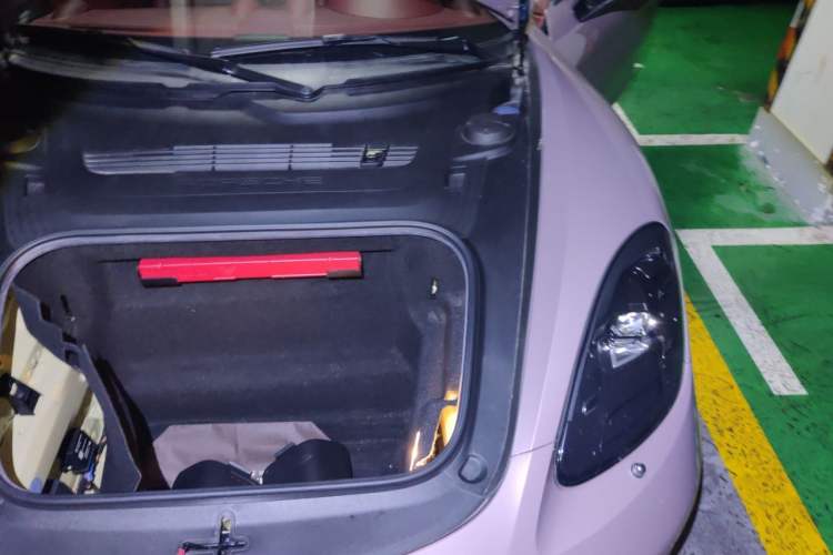 Used Porsche 718 2022 Boxster 2.0T Engine Bay Left