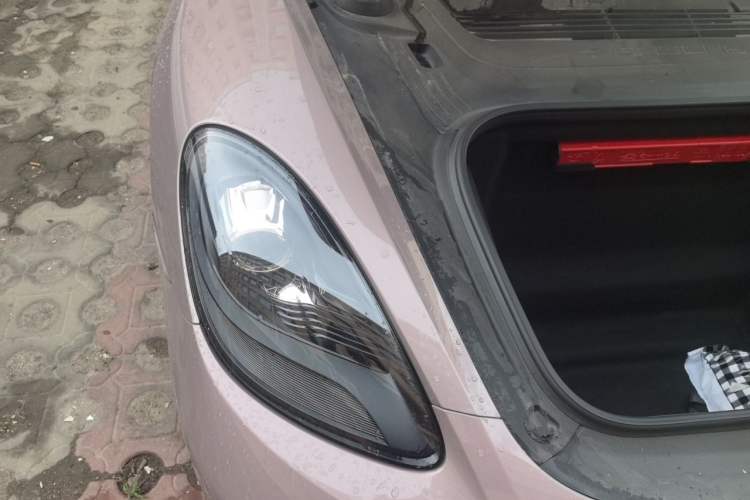 Used Porsche 718 2022 Cayman 2.0T Engine Bay Right
