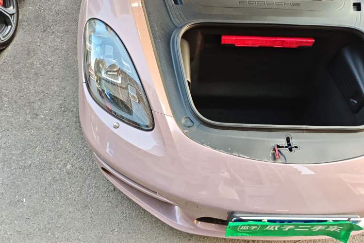 Used Porsche 718 2022 Cayman 2.0T Engine Bay Right