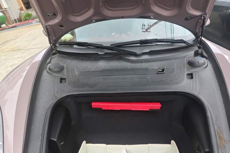 Used Porsche 718 2022 Boxster 2.0T Engine Bay Right