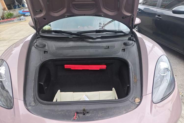 Used Porsche 718 2022 Boxster 2.0T Engine Bay