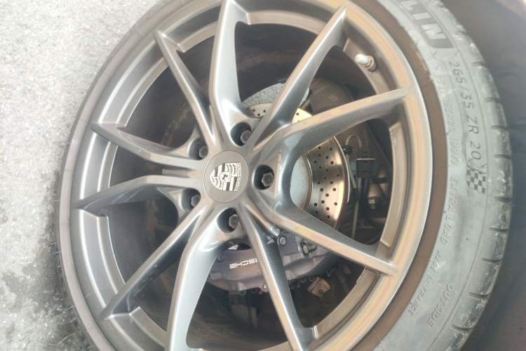 Used Porsche 718 2022 Cayman T 2.0T Exterior 5