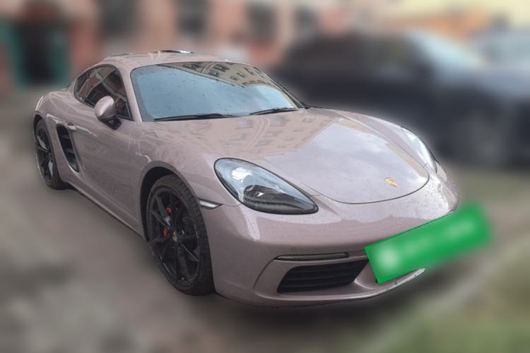 Used Porsche 718 2022 Cayman 2.0T Front Right 45 Deg