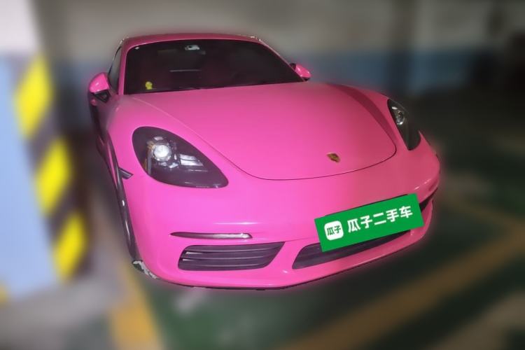Used Porsche 718 2022 Cayman 2.0T Front Right 45 Deg