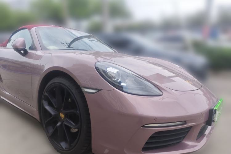 Used Porsche 718 2022 Boxster 2.0T Front Right 45 Deg