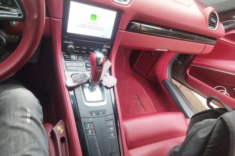 Used Porsche 718 2022 Cayman T 2.0T Gear Lever