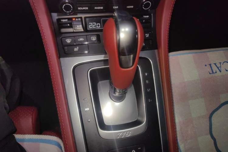 Used Porsche 718 2022 Boxster 2.0T Gear Lever