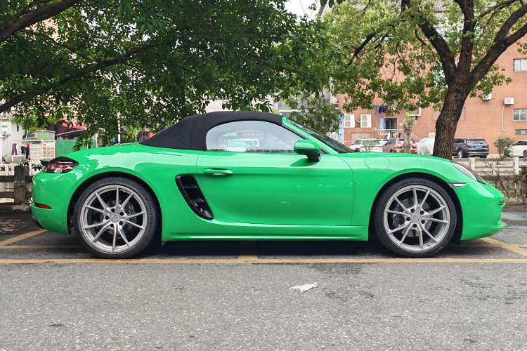 Used Porsche 718 2022 Boxster 2.0T Exterior 7