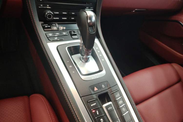 Used Porsche 718 2022 Boxster 2.0T Gear Lever