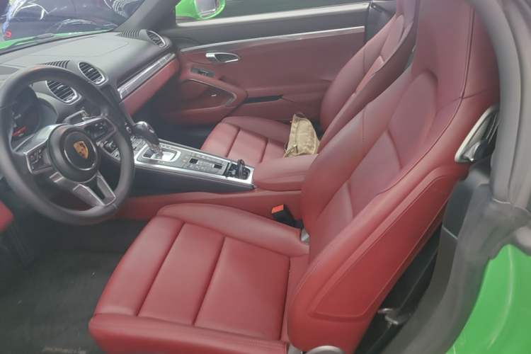 Used Porsche 718 2022 Boxster 2.0T Left Front Seat