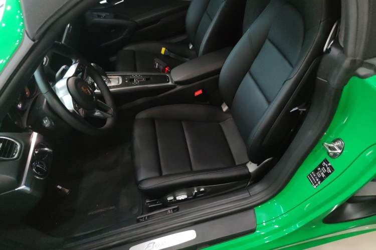 Used Porsche 718 2022 Boxster 2.0T Left Front Seat