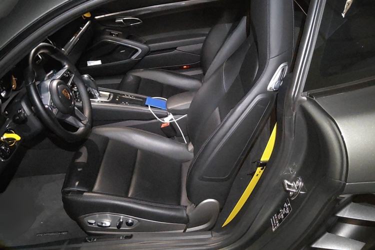 Used Porsche 718 2022 Cayman 2.0T Left Rear Seat