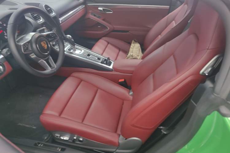 Used Porsche 718 2022 Boxster 2.0T Left Rear Seat