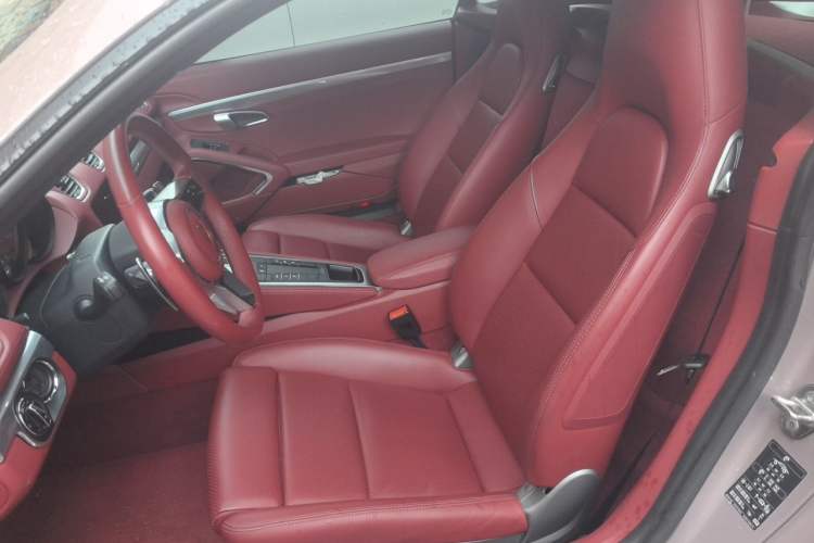 Used Porsche 718 2022 Cayman 2.0T Left Front Seat