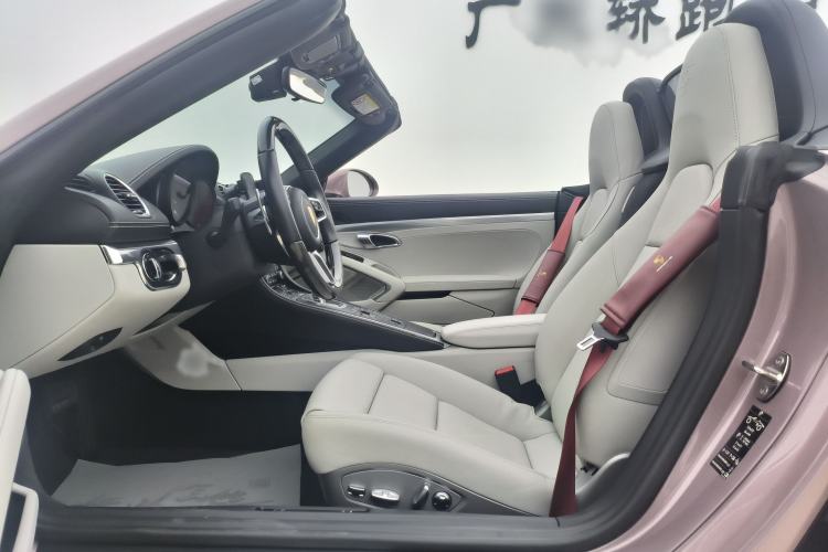 Used Porsche 718 2022 Boxster 2.0T Left Front Seat