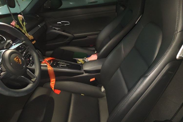 Used Porsche 718 2022 Boxster 2.0T Left Front Seat