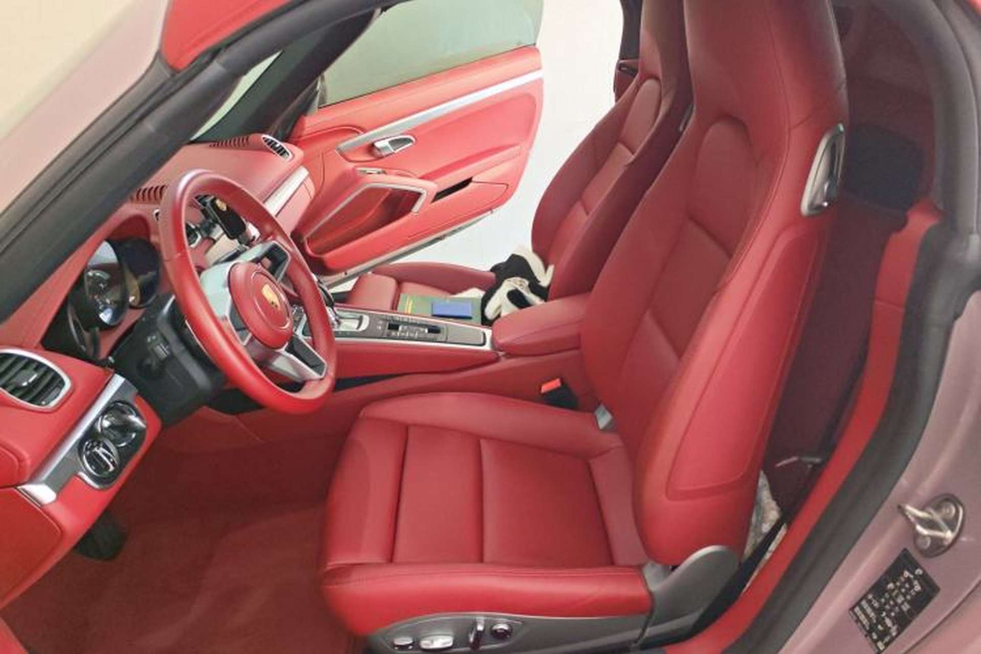 Used Porsche 718 2022 Boxster 2.0T Left Front Seat