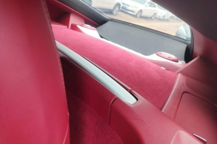 Used Porsche 718 2022 Cayman T 2.0T Left Rear Seat