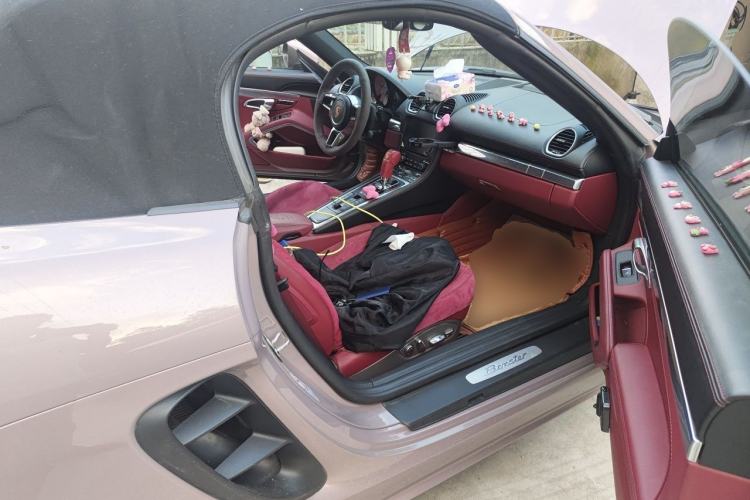 Used Porsche 718 2022 Boxster 2.0T Left Rear Seat