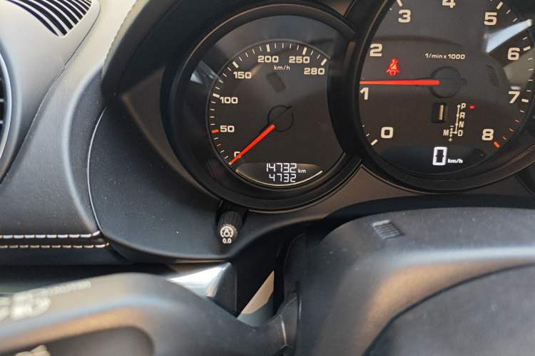 Used Porsche 718 2022 Boxster 2.0T Odometer Close Up