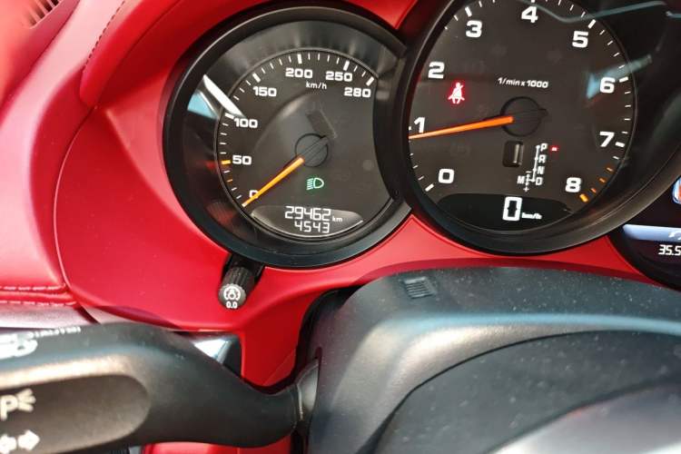 Used Porsche 718 2022 Cayman 2.0T Odometer Close Up