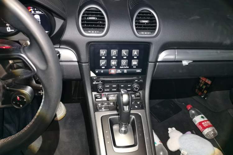 Used Porsche 718 2022 Boxster 2.0T Audio And AC Panel