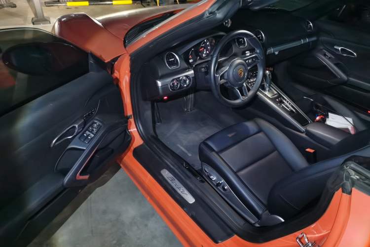 Used Porsche 718 2022 Boxster 2.0T Driver Seat